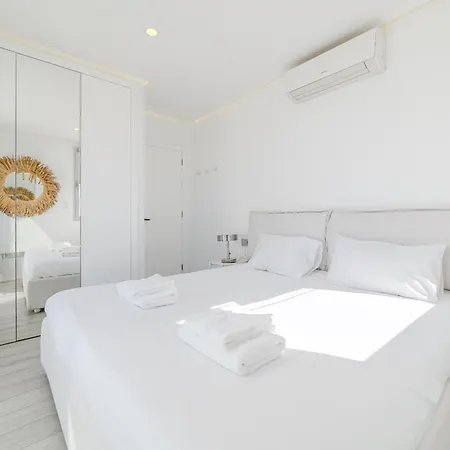Apartmán White Haven - Ocean View, Airco, Heated Pool *