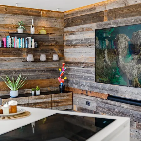 アパート White Haven *