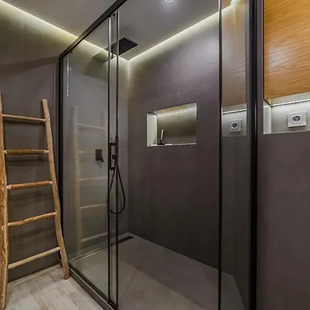 アパート White Haven